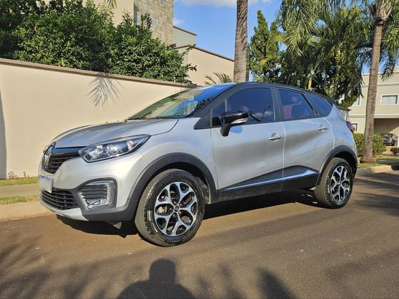 RENAULT CAPTUR 1.6 16V SCE FLEX INTENSE X-TRONIC